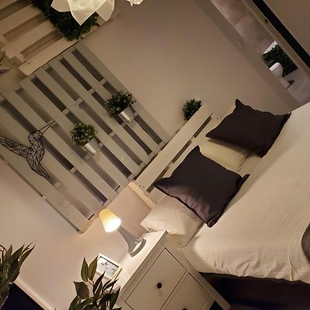 Small And Cozy Rooms - G 발렌시아 외부 사진
