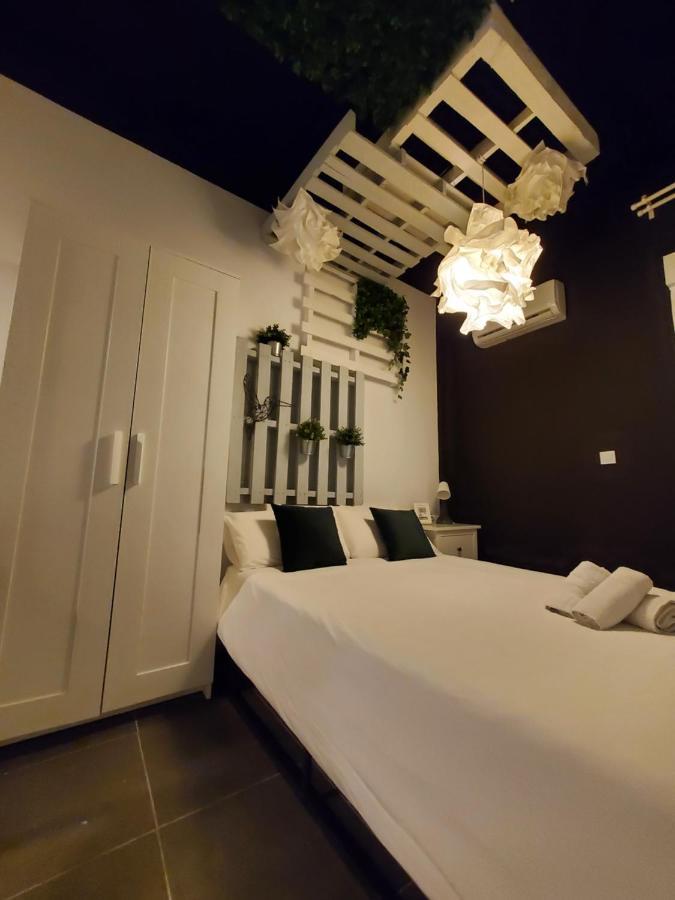 Small And Cozy Rooms - G 발렌시아 외부 사진