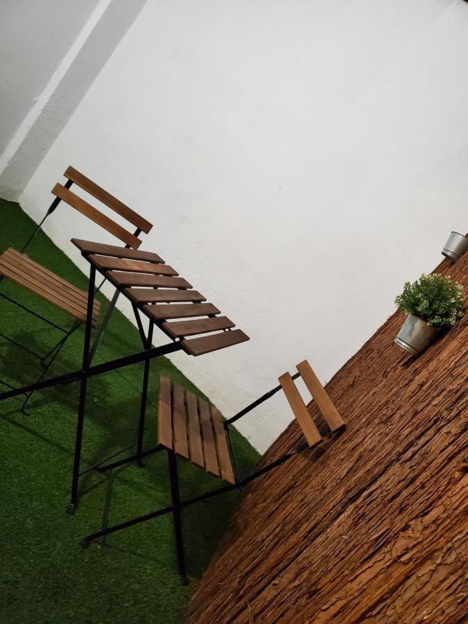 Small And Cozy Rooms - G 발렌시아 외부 사진